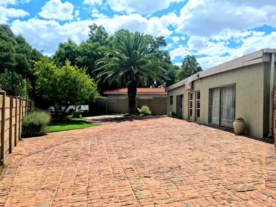 3 Bedroom Property for Sale in Monument Heights Northern Cape